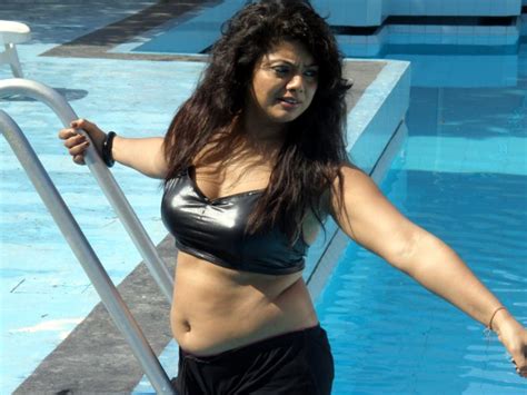 Actress Photos Stills Gallery Swathi Varma Hot Looking In