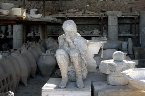 corpi pietrificati pompei antica picture of ancient pompeii pompeii tripadvisor