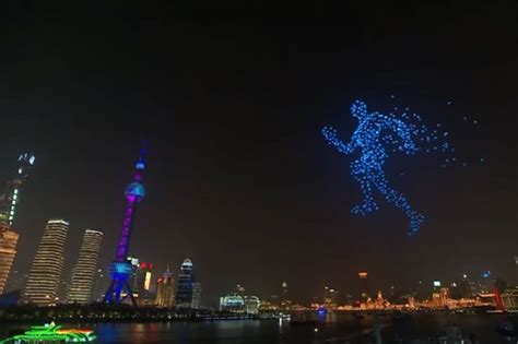 lincroyable spectacle de drones de shanghai pour le nouvel
