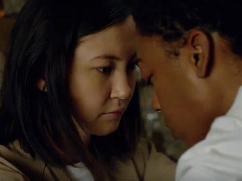 these 10 moments from the new oitnb trailer are driving us crazy