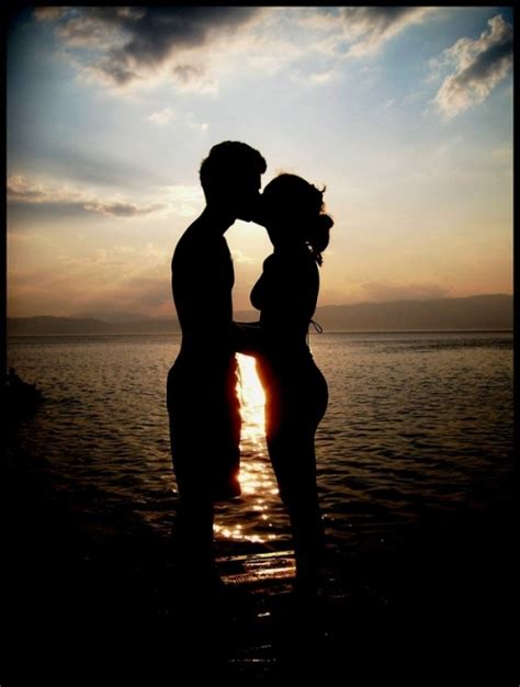 couple kiss love sea sunset image 3648 on