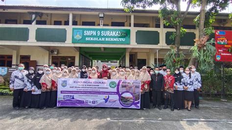 Kunjungan Smp Islam Hidayatullah Semarang Di Smp Negeri 9 Surakarta