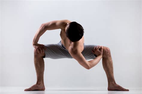 yoga poses  men lexiyoga