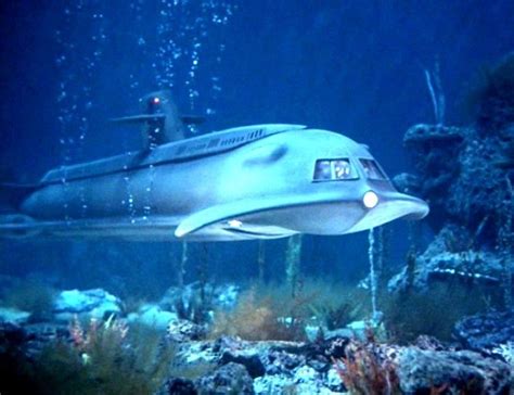 mighty lists  famous submarines television de epoca carteles de