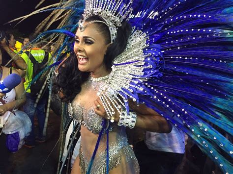 em sua estreia na avenida angolana da pérola negra sofre