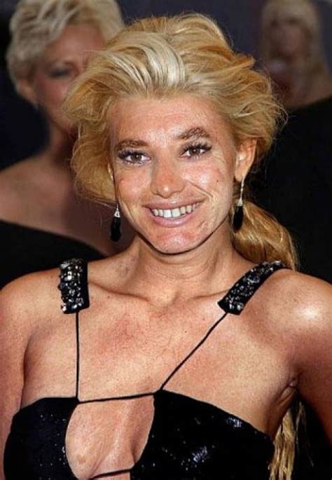 Ugly Look To Celebs