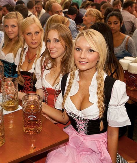 The Most Beautiful Women In Hollywood Oktoberfest Woman Beer Girl