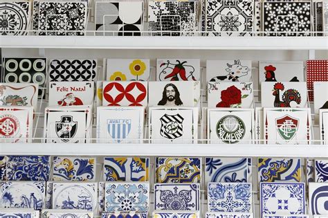 loja em são josé reúne quatro mil azulejos fora de linha e peças raras diário catarinense