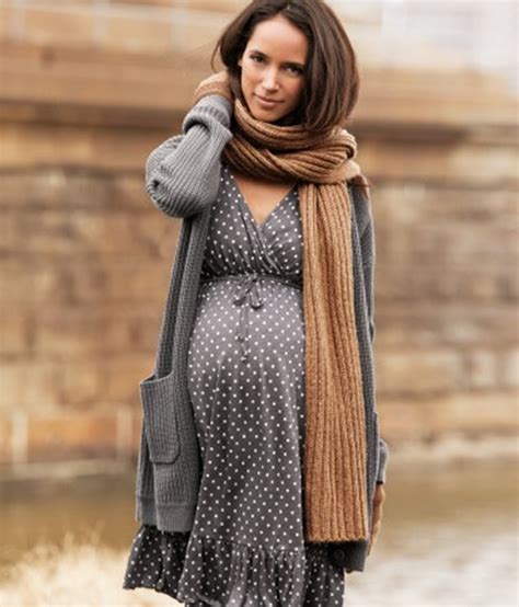 40 Stylish Outfit Ideas For Pregnant Women Ecstasycoffee