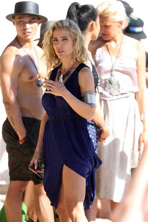elsa pataky shows off trim figure filming tidelands daily mail online