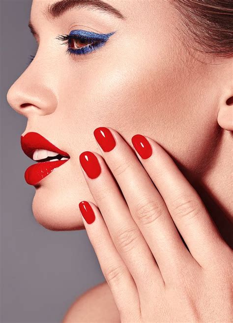 beauty tips for short nails and how you can still get the perfect manicure mirror online