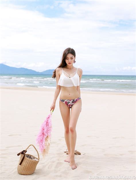 park da hyun beach swimsuit 한국 여자 패션 한국 소녀 비키니