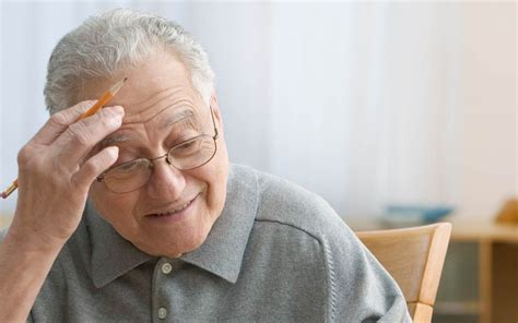 forgetfulness  memory loss symptoms  commonly    elderly