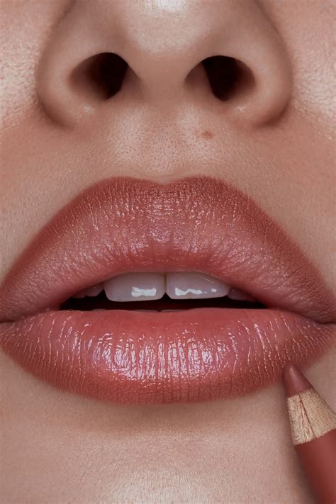 apply lip liner  lip gloss