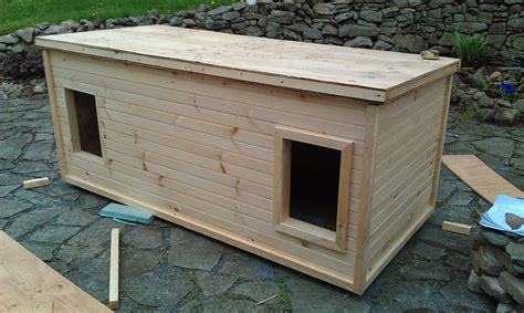 insulated dog house handmade crafts howto diy insulated dog house diy insulation