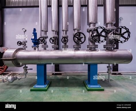 steam header  industrial processing plant   distribute steam  pressure