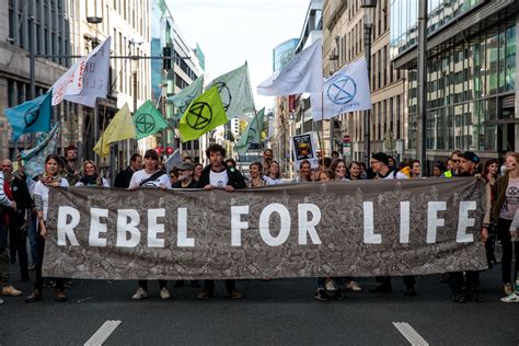 extinction rebellion  launching  wave  massive climate protests  october