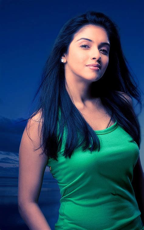 1200x1920 asin in green top latest hd photos 1200x1920 resolution