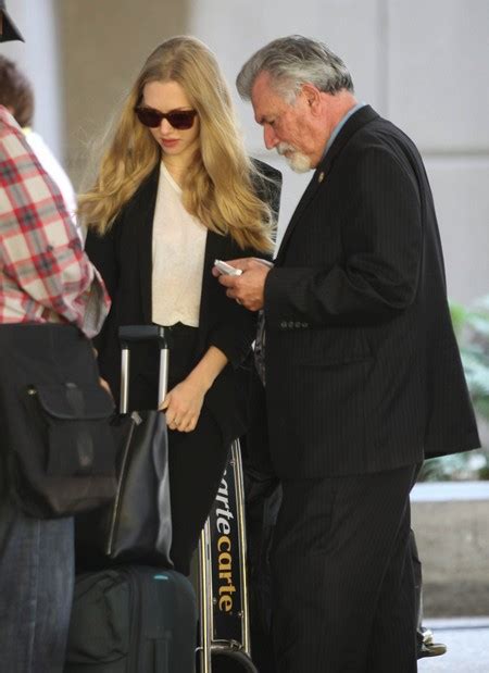 Amanda Seyfried Caught With Her Pants Down Sort Of