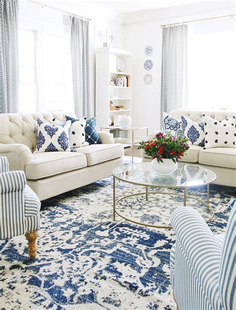 blue  white living room  extra sparkle thistlewood farm