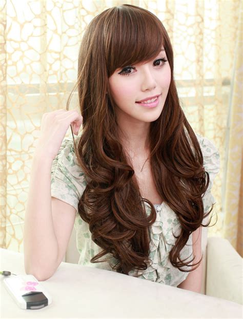 Simple But Still Stunning Long Wavy Hairstyles