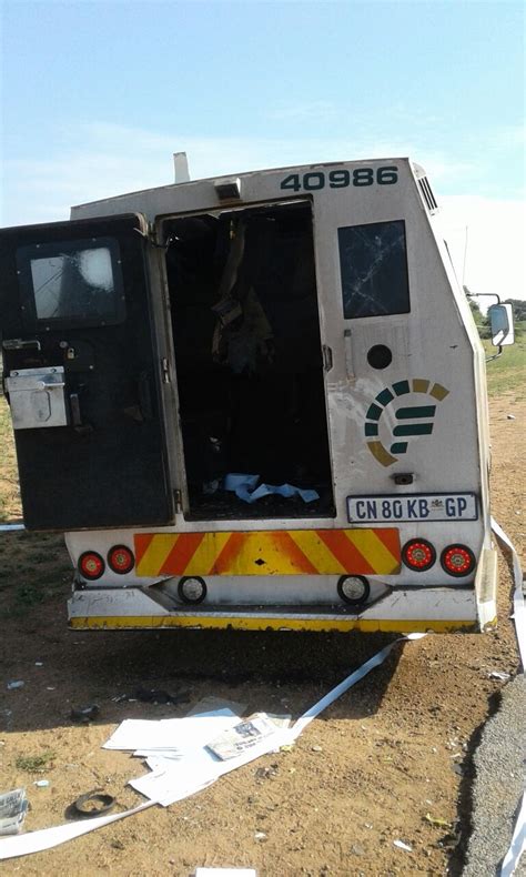 thugs fail to crack cash van