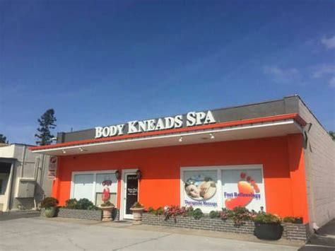 body kneads day spa    reviews massage  san