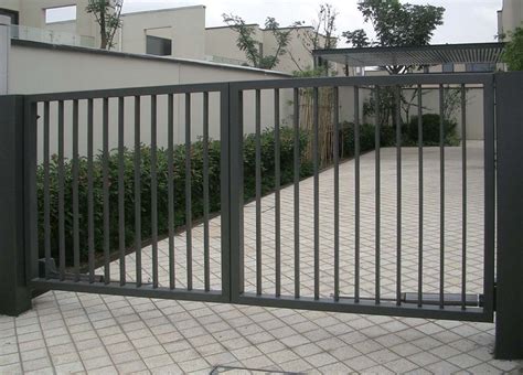 simple iron gate design  main gate