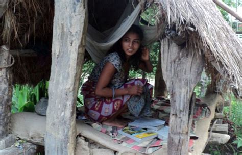 En Nepal Aíslan A Niña Por Menstruar Y Muere Asfixiada