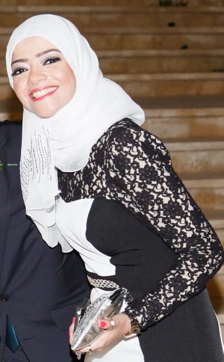 Fake This Arab Hijab Girl High Resolution Shots