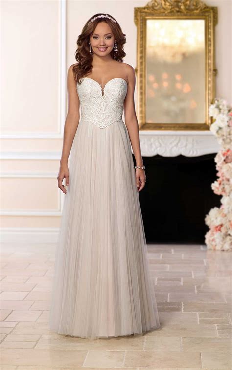 affordable wedding dress with french tulle stella york