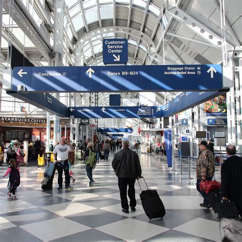 chicago ohare international airport insiders tips  flights    ord wsj