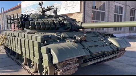 putin modernizing  year  soviet tanks  ukraine war