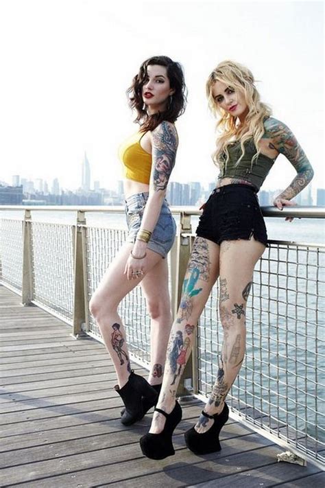 you ll love these women with tattoos barnorama