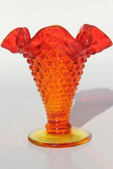 Vintage Amberina Colored Glass Hobnail Vase Fenton Or Le Smith