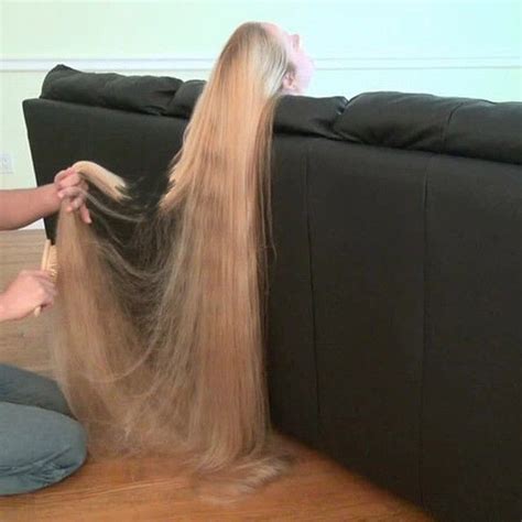 Pin On Girls Long Haircuts Bald Shaving Hair On Floor