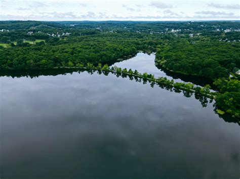 droning  horn pond  penaug drone