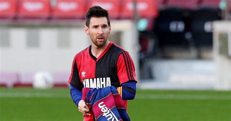 lionel messi messi tells barca he wants to leave signaling end of era