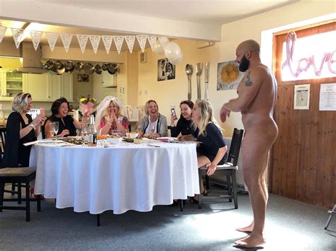 mobile life drawing hen party
