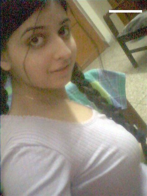 Free Cute Indian College Girls And Pakistani Girls And
