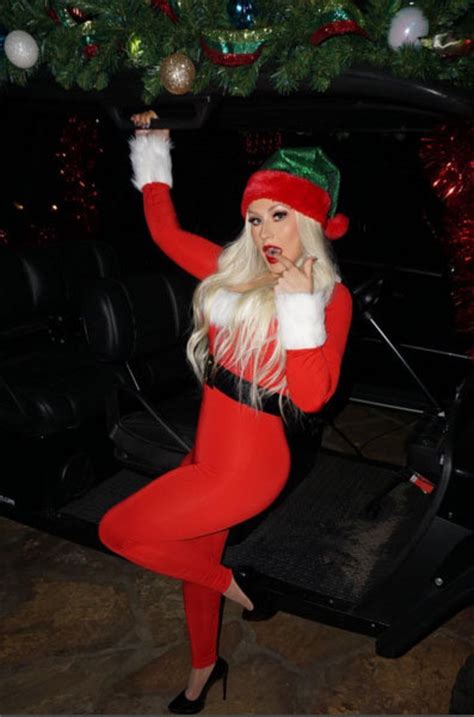 Christina Aguilera Turns Sex Goddess In X Rated Christmas