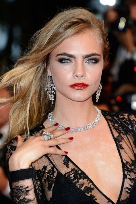 Cara Delevingne S Eyebrows How To Get The Perfect Power Brows Style
