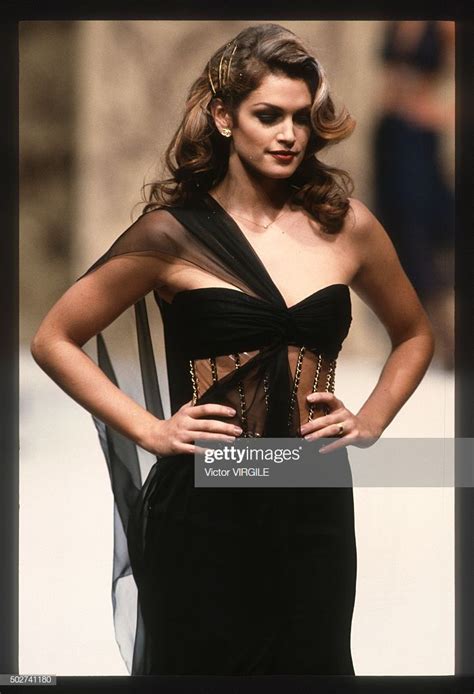 cindy crawford walks  runway   chanel haute couture show