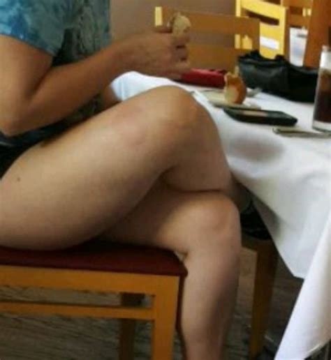 Voyeur Candid Nice Legs At Restaurant 10 Pics Xhamster