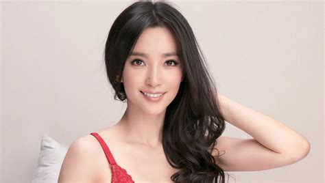 top 10 most beautiful chinese female celebrities 2018