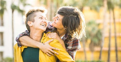 New To Lesbian Dating 3 Things Every Woman Should Expect