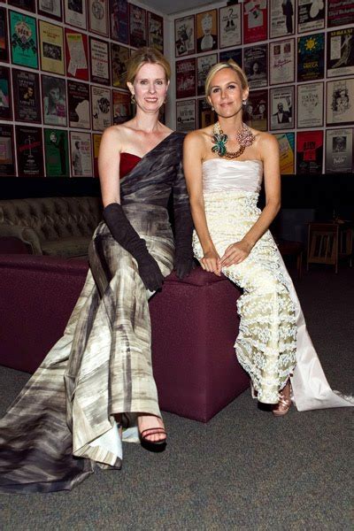 Fashion Blog In Or Out Cynthia Nixon In Carolina Herrera