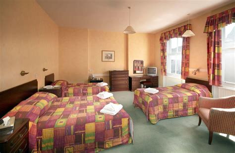 southlands hotel scarborough rates    night