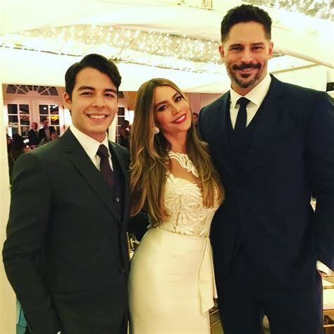 sofia vergara and joe manganiello wedding instagrams popsugar latina