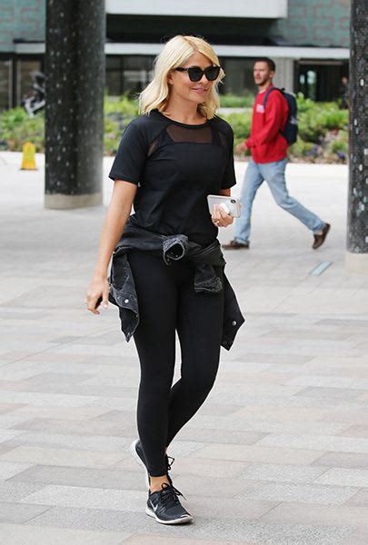this morning s holly willoughby looks incredible in skinny black gym